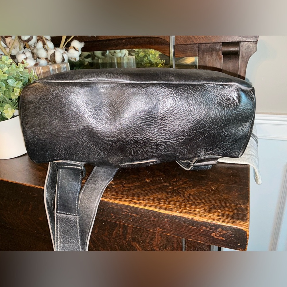 NWT Bed Stu Leather Howie Flapover Leather Backpack Black Rustic Retail $365 - Picture 7 of 14